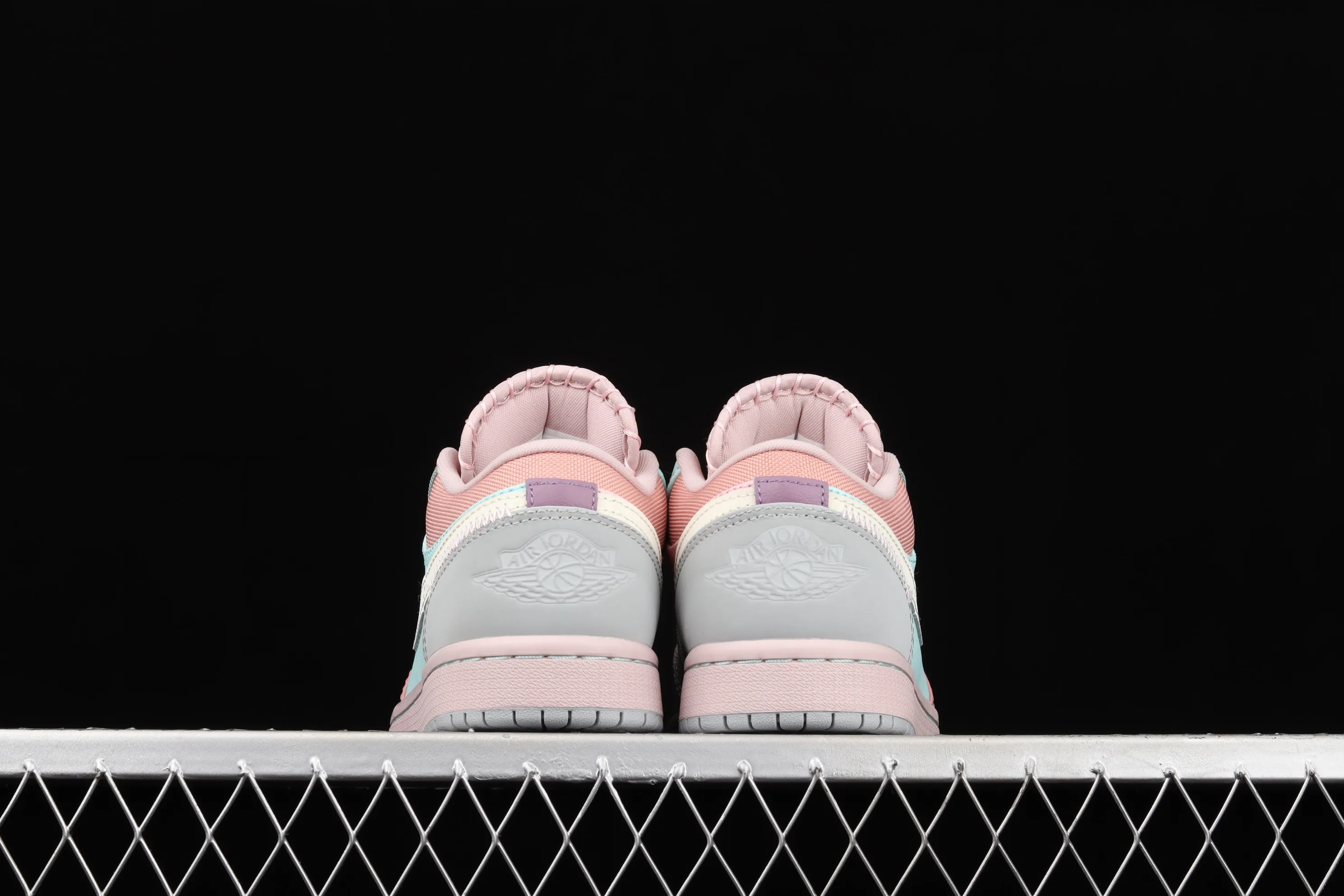 All categories Air Jordan Jordan series basketball shoes Air Jordan 1 Low G version pure original Air Jordan Low SE AJ1 Joe 1 color stitching candy low-top basketball shoes DJ5196-615